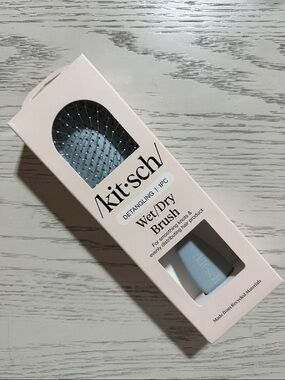 Kitsch Detangling Wet/Dry Brush in Haze  Blue